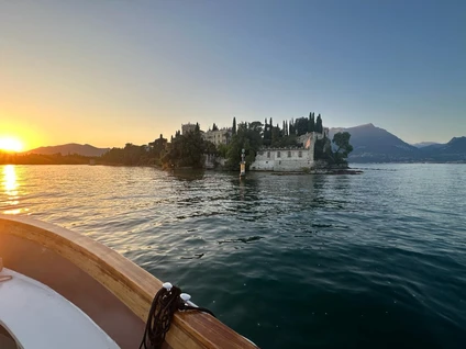 Private sailing trip with skipper and sunset aperitif 10